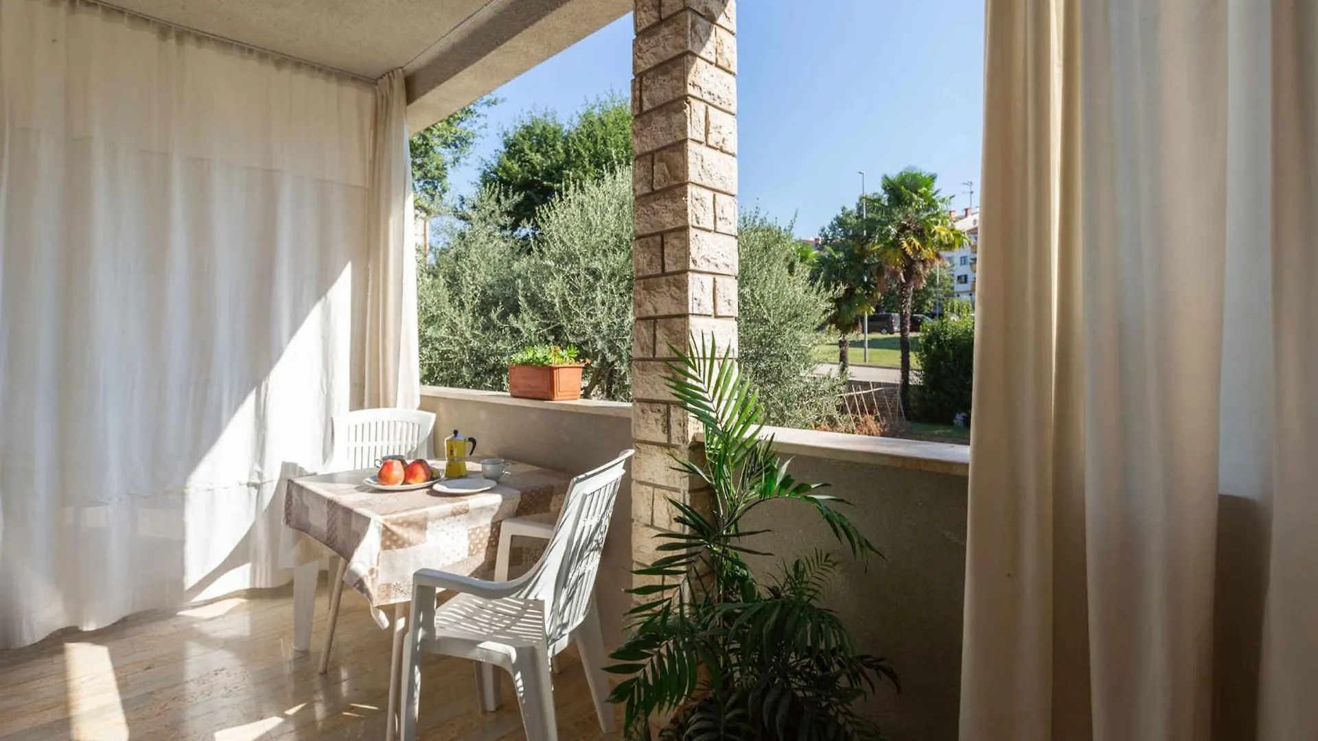 Apartment In Porec/Istrien 10034